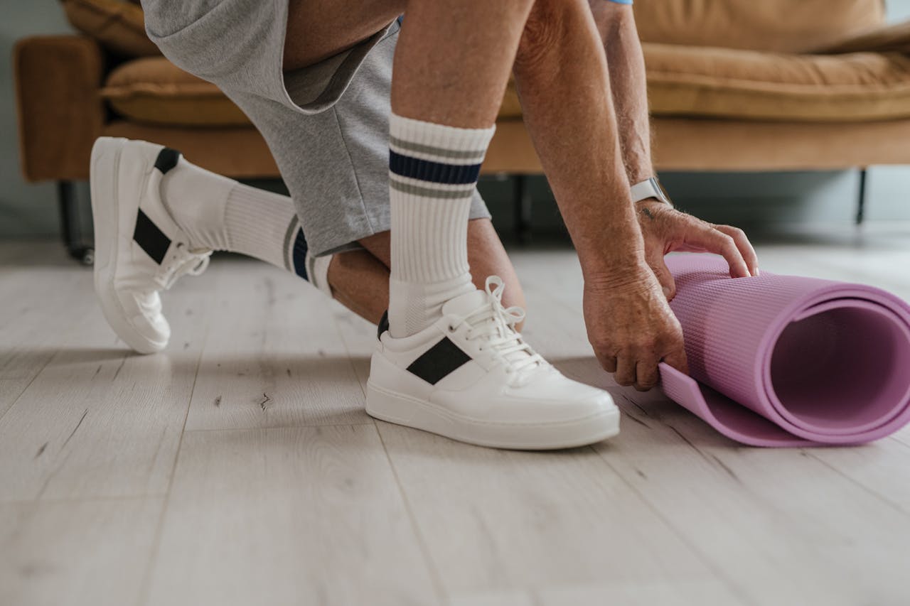 Mastering the Art of Sock Styling: Elevate Your Outfit with Men's Closet's Footwear Collection