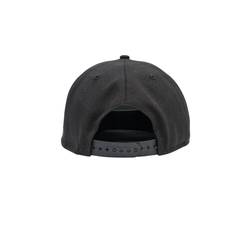 Paper Planes - the Original Crown Old School Snapback Hat - Black